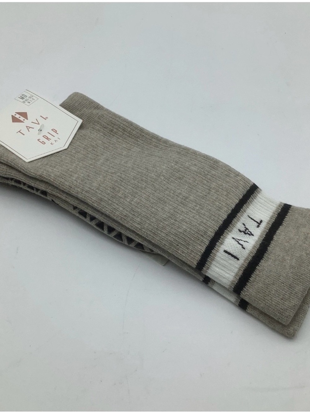 Tavi Active high grip socks NWT